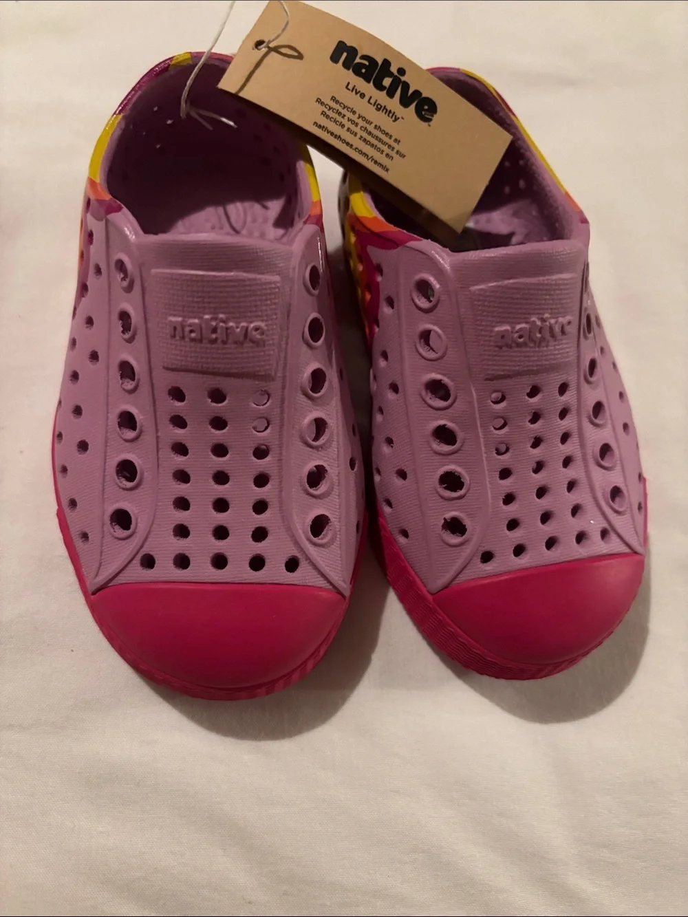 NWT Native Kids Water Shoe in Lavender with Pink Toe and Multicolor Trim